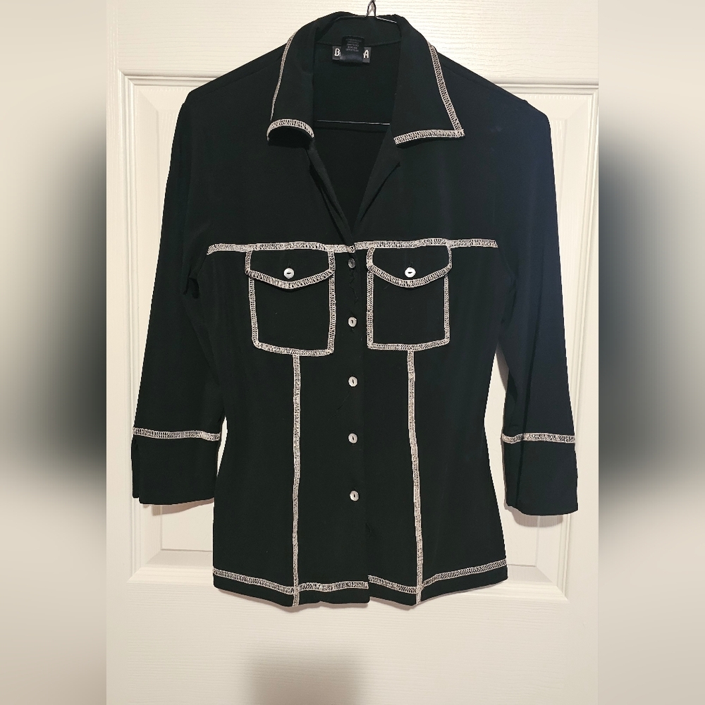 Baranda Black Button-Up Shirt with White Trim Sz S